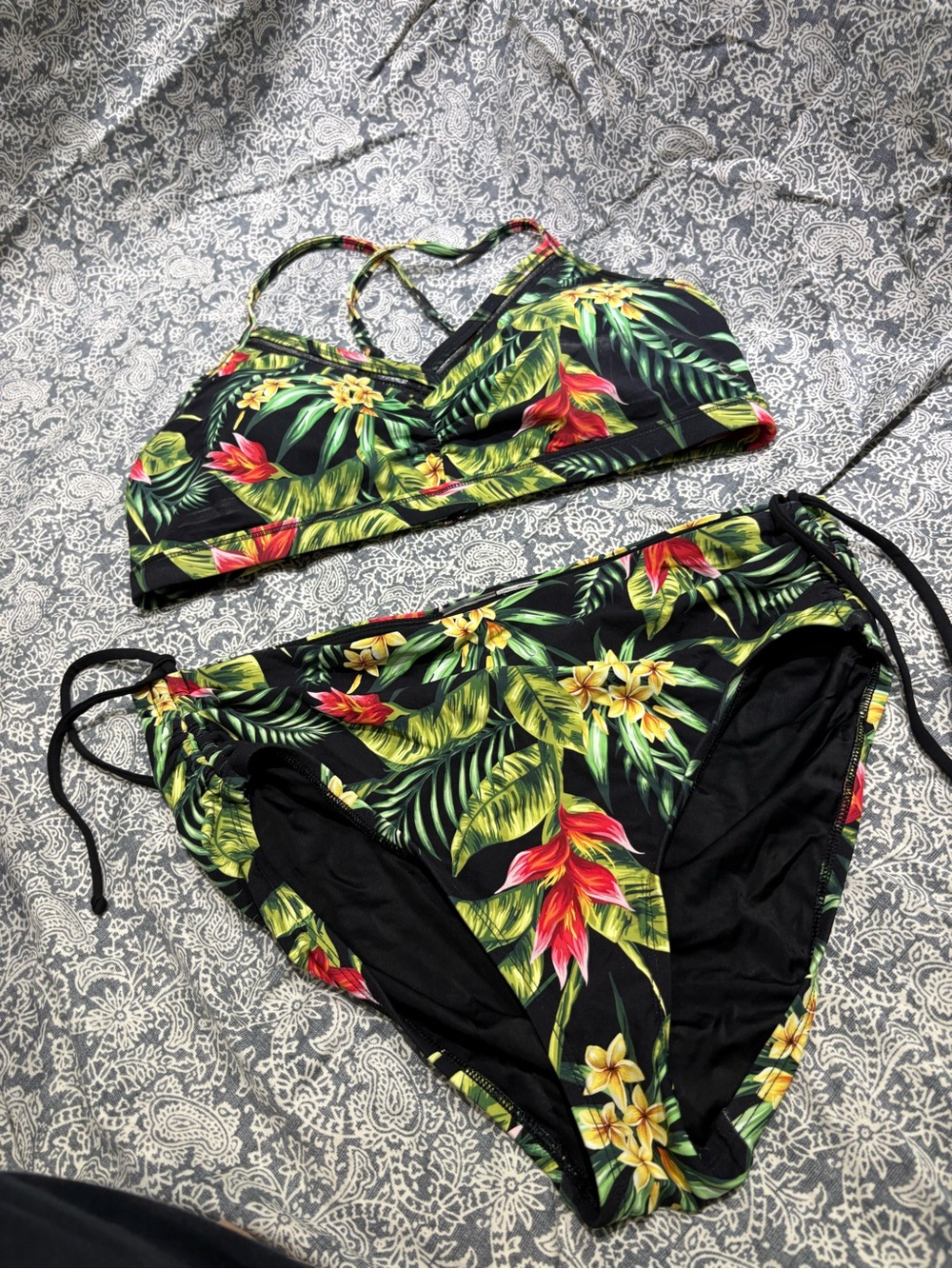 Calia black tropical print bikini large